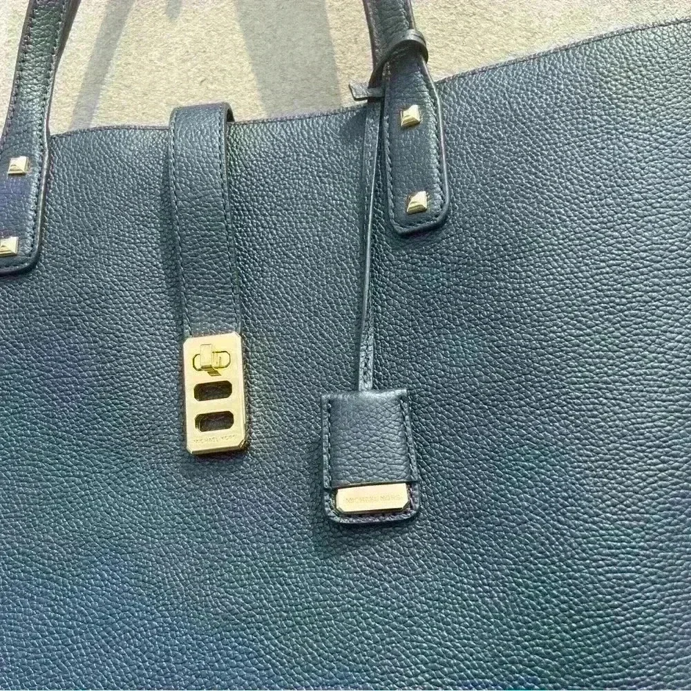 MICHAEL Kors Navy Blue Karson Large Carry All Leather  Tote - Picture 4 of 11